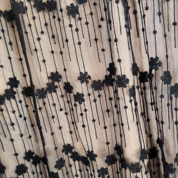 Women's Embroidered Maxi Skirt - Picture 2 of 3